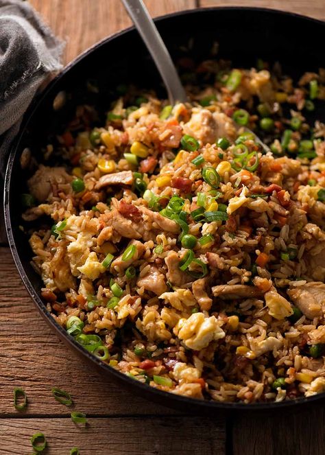 Chicken Recipes With Rice, Recipes With Rice, Different Chicken Recipes, Minced Chicken, Chicken Rice Recipes, Chicken Fried Rice Recipe, Chinese Cooking Wine, Arroz Frito, Recipetin Eats