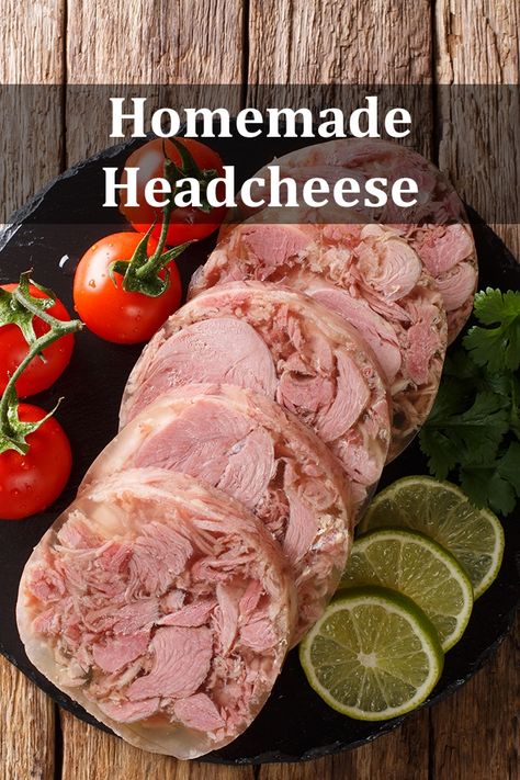 Headcheese Recipe, Hog Head Cheese Recipe, Souse Meat, Luncheon Meat Recipe, Hog's Head Cheese, Deli Meat Recipes, Offal Recipes, Sausage Making Recipes, Head Cheese