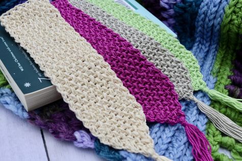 Bookmark Crochet Pattern, Summer Crochet Patterns Free, Marque-pages Au Crochet, Bookmark Crochet, Patterns For Fashion, American Crochet, Rowan Yarn, Crochet Bookmark Pattern, Textured Crochet