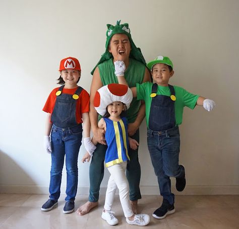 MrsMommyHolic: DIY Mario Bros. and Toad Costume Mario Costume Diy, Toad Mario, Toad Costume, King Koopa, Mario Costume, Blue Suspenders, Dragon Costume, Circular Logo, Princess Costume