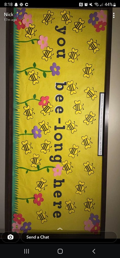 Preschool Bee Bulletin Boards, Honeybee Bulletin Board, Bee Themed Daycare Classroom, Bee Themed Bulletin Boards Back To School, Bee Hive Classroom Door, Bumble Bee Classroom Theme Free Printables, Honeycomb Bulletin Board, Classroom Door Bee Theme, Bumble Bee Bulletin Board Ideas