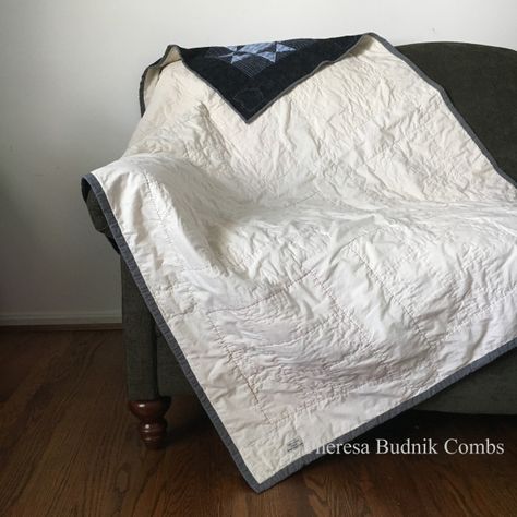 Muslin is a great fabric to put on the back of a quilt.Reasons Why I Love Using Muslin for Quilt Backs – T-Bud Co. Creative Muslin Fabric Quilt, Muslin Quilt, Backing A Quilt, Making Quilts, Quilt Backs, Quilt Backing, Baby Boy Quilts, Muslin Swaddle Blanket, I Love Love