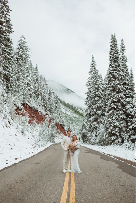 #maroonbells #aspen #elopement #mountainwedding #microwedding #smallwedding #coloradowedding #coloradoelopement Aspen Colorado Elopement, Aspen Elopement Winter, Mountain Winter Wedding Elopement, Winter Colorado Elopement, Aspen Elopement, Lake Isabelle Colorado Elopement, Elopement Colorado, Maroon Bells, Winter Elopement