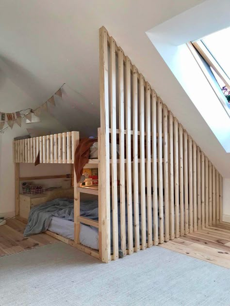 Kura Cama Ikea, Attic Kids Room, Attic Bedroom Kids, Kids Attic Bedrooms, Kura Bed Hack, Ikea Kids Room, Ikea Kura Bed, Kura Bed, Ikea Kura