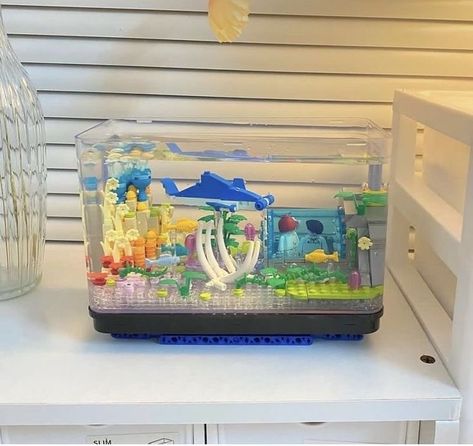 Lego Fish Tank, Ocean Core Aesthetic, Cute Aquarium, Lego Fish, Book And Bed, Mini Bricks, Ocean Room, Desain Buklet, Future Room