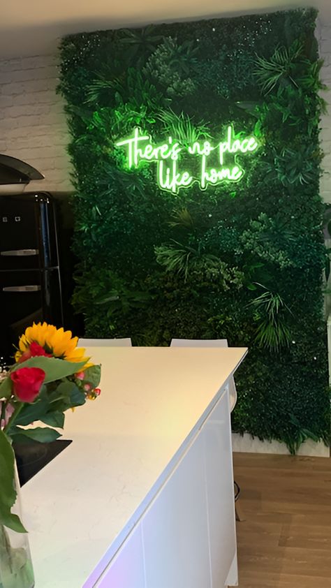 🏡✨ There's no place like home—especially when it's glowing with warmth and style! @CreateNeon brings your space to life with custom neon signs, perfect for creating that cozy, welcoming vibe. 🌿💡
#CreateNeon #HomeVibes #NeonDecor #GreenGlow #NeonAesthetic Neon Lights Living Room Grass, Neon Signs Green Wall, Ivy Wall With Neon Sign, Green Neon Lights Aesthetic, Neon Green Sign Aesthetic, Green Living Room Decor, Neon Decor, Neon Aesthetic, Living Room Green