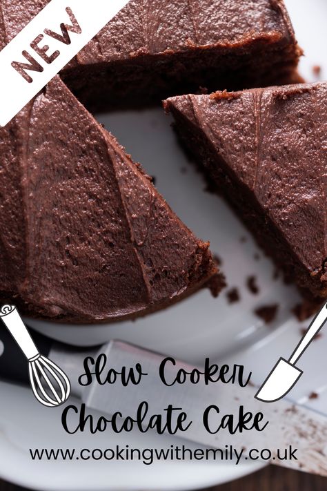 Slow cooker chocolate cake made from scratch, easy amazing slow cooker recipe, that gives fantastic results!  If you have ever struggled to make a good chocolate cake, then this one is definitely for you! Crock Pot Cakes Recipes Slow Cooker, Cake In Slow Cooker, Crock Pot Chocolate Cake, Slow Cooker Cakes, Slow Cooker Cake Recipes, Slow Cooker Chocolate Cake, Good Chocolate Cake, Slow Cooker Ideas, Slow Cooker Brownies