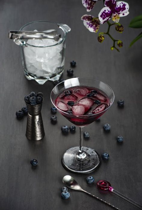 Red Wine with Ice and Blueberries. #angelomillena Blueberry Delight, Goats Milk Soap Base, Candle Fragrance Oil, Soap Supplies, Holiday Fragrance, Summer Fragrance, Candle Making Supplies, Storing Cookies, Soap Base