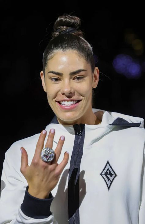 All Leather Outfit, Ace Ring, Kelsey Plum, Las Vegas Aces, Ring Ceremony, Rare Fashion, Diane Kruger, Anya Taylor Joy, Wnba