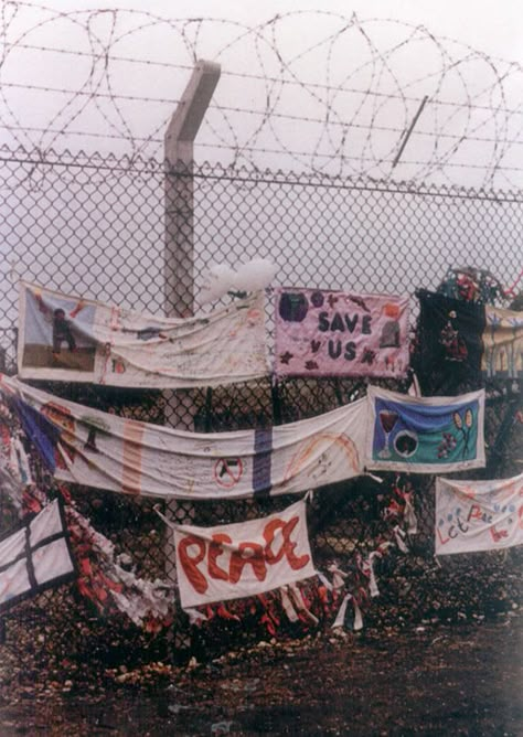 70s Protest Aesthetic, Greenham Common, Peace Movement, Tapestry Print, Environmental Movement, Hippie Movement, Grade 12, Textiles Projects, Protest Signs