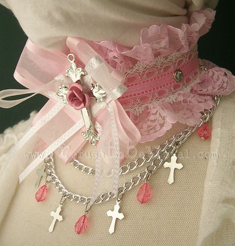 Cute choker *__* Lace Choker, Yami Kawaii, Pony Club, Shoes Ideas, Kawaii Accessories, Pretty Clothes, Sweet Lolita, Kawaii Clothes, Character Outfits