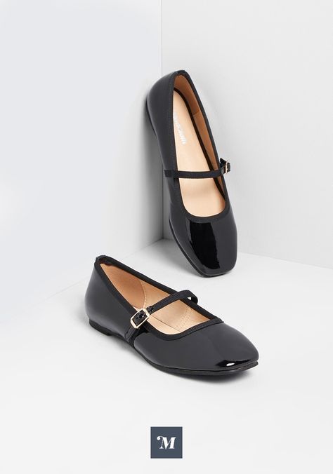 As long as these patent black flats are on your feet, you’ll never walk without style! Keeping your look shiny and sweet with a glossy hue and strappy vamp, this versatile pair from ModCloth is truly timeless. #ModCloth #shoesforwomen #vintageshoes #shoetrends #footwear #cutefootwear #flats #balletflats #shoesforfall 60s Shoes, 1960s Shoes, Black School Shoes, Brian Atwood Heels, Shoes For School, Trendy Womens Shoes, Dr Shoes, T Strap Flats, T Strap Heels