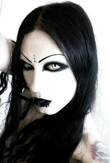 Mall Goth Outfits, Goth Male, Industrial Goth, Dark Castle, Male Makeup, Emo Guys, Goth Makeup, The Embrace, Alt Fashion