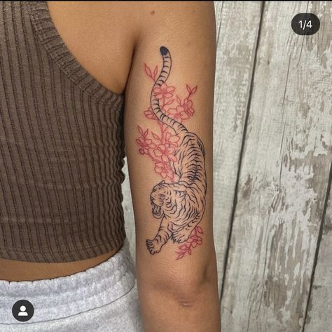 Basic Tattoos, Tattoos To Cover Scars, Petit Tattoo, Writing Tattoos, Stylist Tattoos, Cute Tattoos For Women, Classy Tattoos, Arm Tattoos For Women, Discreet Tattoos