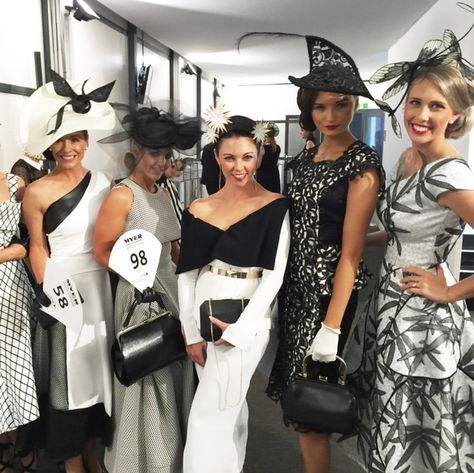 Wear Black & White for the Races ... Black Derby Outfit, Derby Day Fashion, High Tea Outfit, Kentucky Derby Attire, Spring Racing Fashion, Kentucky Derby Outfit, Derby Attire, Race Day Fashion, Derby Fashion