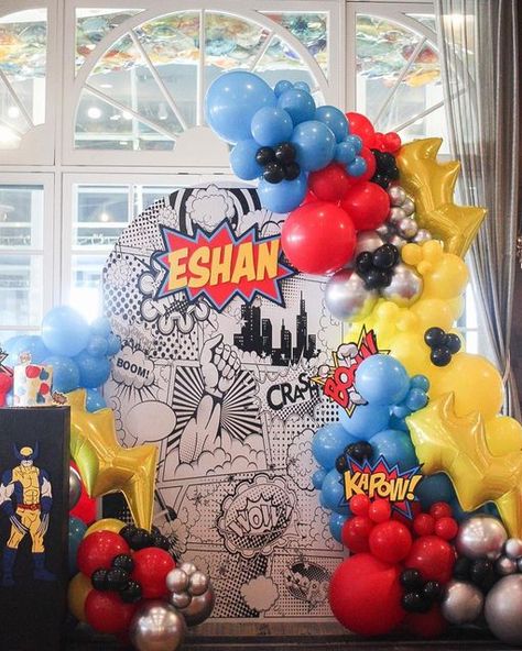 X Men Birthday, Comic Book Theme Birthday Party, Comic Book Party Ideas, Comic Book Balloon Garland, Comic Birthday Theme, Comics Birthday Party, Super Hero Birthday Party Decor, Spider Man Birthday Backdrop, Comic Book Theme Party