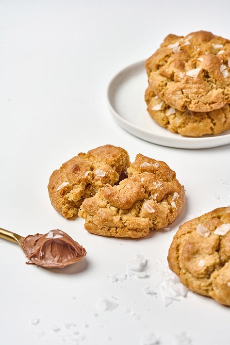 Sweetie Cookies, Cookies Photography Ideas Inspiration, Cookie Product Shoot, Cookies Product Photography, Cookies Photography Styling, Cookie Photography Colorful, Cookie Photography Styling Minimalist, Cookies Food Photography Styling, Cookies Photography