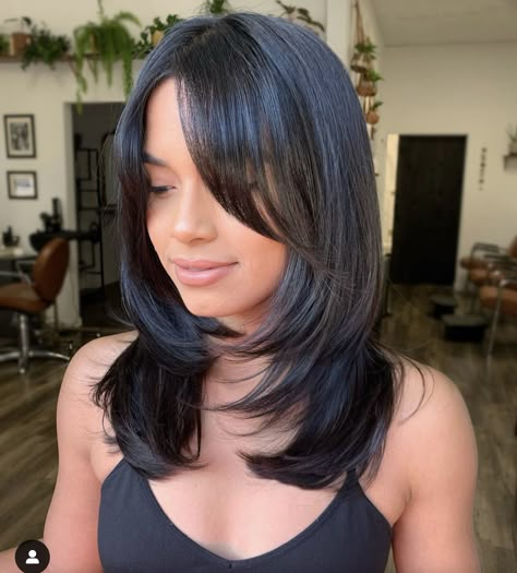 Haircuts For Medium Length Hair, Layered Haircuts For Medium Hair, Medium Length Hair With Layers, Haircut Inspo, Hairstyles For Layered Hair, Haircuts For Medium Hair, Haircuts Straight Hair, Mid Length Hair, Wedding Hairstyles For Long Hair