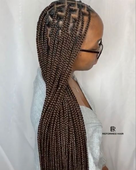 Color 2 Knotless Braids, Brown Long Knotless Braids, Brown Big Box Braids, Knotless Braids With Color Brown, All Brown Knotless Braids, Brown Box Braids Medium, Medium Box Braids Brown, Dark Brown Small Knotless Braids, Medium Brown Braids