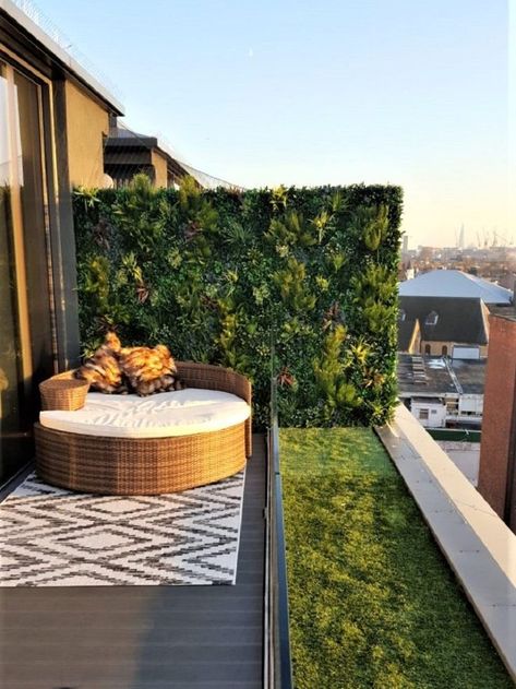 Balcony Divider, Living Plant Wall, Rooftop Decor, Chicago Rooftop, Plant Walls, Artificial Grass Wall, Artificial Green Wall, Green Terrace, Living Wall Art