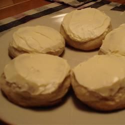 Eileens Cookies, Sour Cream Cookies Recipe, Tyler Christmas, Buckeye Cookies, Butter Cream Icing, Sour Cream Cookies, Cream Icing, Love At First Bite, Cream Cookies