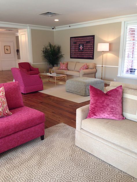 Sorority House Design by Courtney Cutchall Cunningham Sorority House Wall Decor, Sorority Chapter Room, Sorority House Living Room, Sorority House Interior Design, Sorority Living Room, Sorority House Interior, Sorority House Decor, Sisterhood Ideas, Sorority Aesthetic