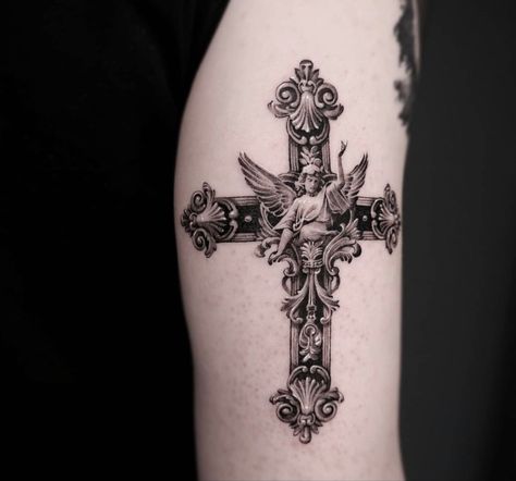 Tattoo Chest And Shoulder, Tatu Ideas, Christian Tattoos For Women, Crucifix Tattoo, Unique Cross Tattoos, Alas Tattoo, Cherub Tattoo, Cross Tattoos For Women, Realistic Tattoo Sleeve