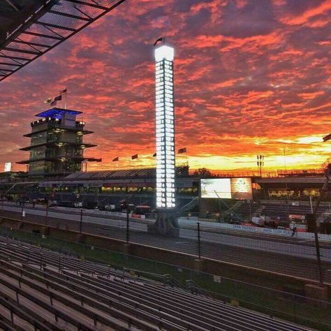 Beautiful sunset over IMS! #Indy #Indianapolis #Indy500 Indianapolis Motor Speedway, Usa States, Indianapolis 500, Indy 500, Ohio River, Motor Speedway, Indy Cars, Race Day, Beautiful Sunset