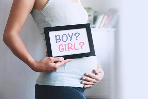 How to Predict Baby's Gender: 10 Ways to Tell If You're Having a Boy or Girl #30secondmom Folic Acid Foods, Folic Acid Pregnancy, Mthfr Gene Mutation, Early Stages Of Pregnancy, Pregnancy Food, Pregnant Diet, Pregnancy Stages, Healthy Babies, Folic Acid