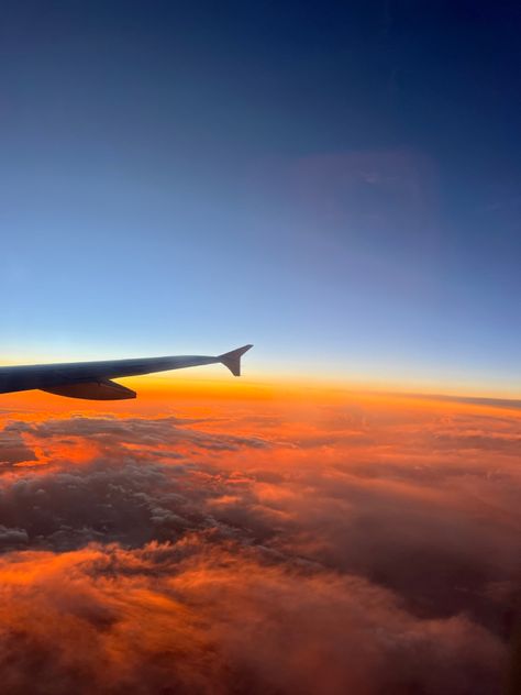 views | plane rides | window | sunsets | sunrise | sun | clouds | orange | sky | Airplane Window View Sunset, Sunrise Airplane Window, Sunrise Plane Window, Sunrise From Plane, Sunset From Plane, Houston Nasa, Plane Window View, Plane Sunset, Sunset Flight