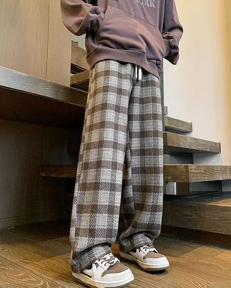 Trendy Pants! ❤️‍🔥 tell us your favorite? 1-9 Plaid Pants Men, Harajuku Winter, Streetwear Asian, Green Plaid Pants, Sweatpants Streetwear, Check Trousers, Casual Pants Style, Elastic Pants, Mens Spring Fashion