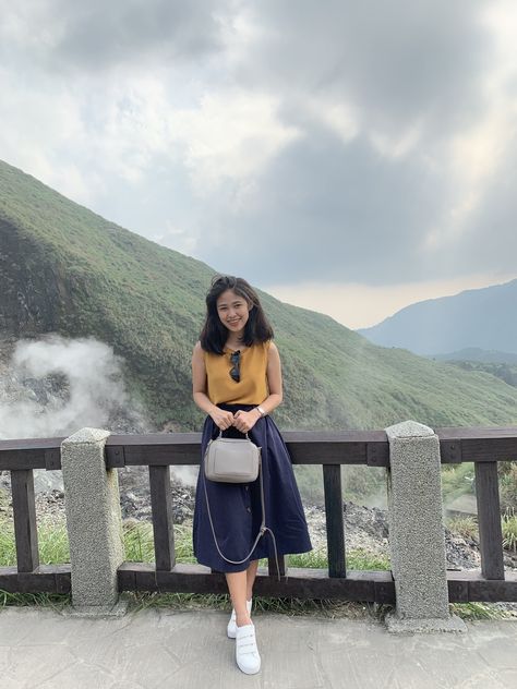 Sulfuric atmosphere #taiwan #taipei #spring #springstyle Taiwan Fashion Outfits, Taiwan Summer Outfits, Taiwan Outfit Summer, Taiwan Outfit Travel, Male Festival Outfits, Taiwan Outfit, Rainy Spring Outfit, Casual Work Outfit Spring, Taiwan Fashion