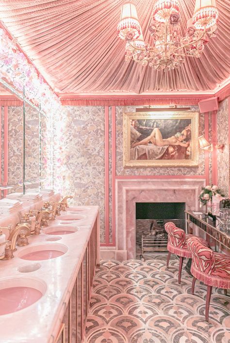 Pink Powder Room, Pink Hotel, Baby Spa, Basement Reno, Bedroom Pink, Pink Palace, Pink Powder, Deco Rose, Glam Room