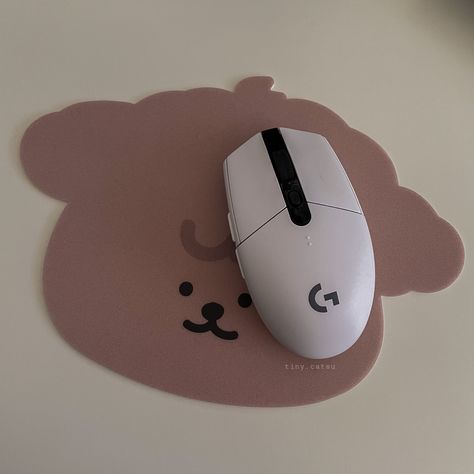 #moominzy Aesthetic Mouse Computer, Computer Mouse Aesthetic, Cute Computer Mouse, Study Aesthetics, Pinterest Contest, Mouse Computer, Computer Setup, Wireless Mouse, Modern Desk