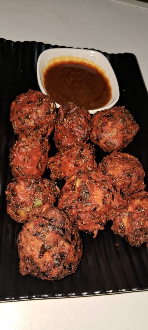 Cabbage Shredded  
corn flour 1 cup
Maida 1 cup
Ginger garlic 1 tbsp
salt 1 tsp
black pepper half tsp
green chilli 2-3 chopped 
Chilli Sauce 1 tbsp
Schezwan Sauce 1 tbsp
Oil for frying Pakoda Recipe, Schezwan Sauce, Corn Flour, Green Chilli, Chilli Sauce, Frying Oil, Frying, Black Pepper, 1 Cup