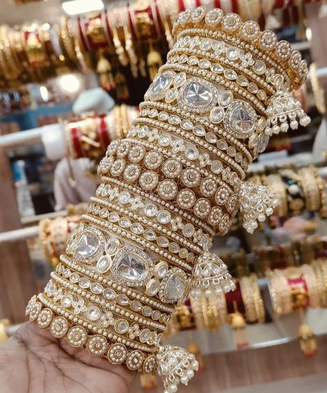 New kundan bridal bangle stack ❣️🌸 Size 2.2 to 2.10 available 💟 ₹1450/- only Worldwide shipping available 🕊️ Cash on delivery available Dm/ whatsapp at 91-7291912656 . #kundanbangles #kundanbangleset #bangles #bridalbangles #customisedbangle #customisedbanglebox #customisedbanglestack #onlinejewellery #onlinebangles Bridal Bangle Set Indian, Bangle Stack, Jewellery Bangles, Handmade Rakhi, Kundan Bangles, Indian Jewelry Sets, Bridal Bangles, Wedding Prep, Stacked Bangles