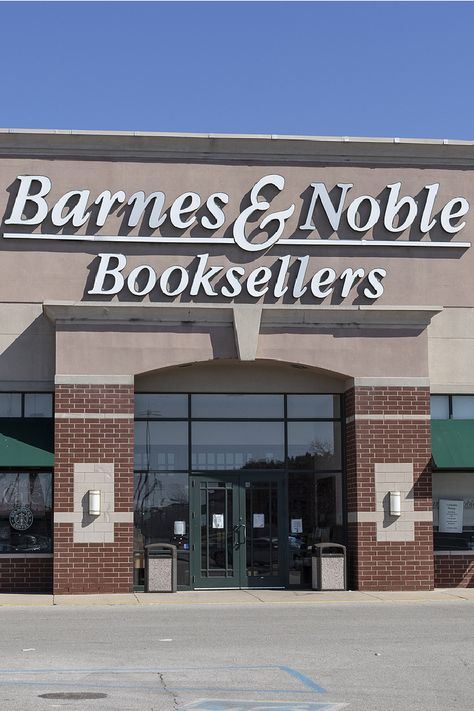 Barnes & Noble is Giving Kids Free Books This Summer Kids Activities Blog Summer Kids Activities, Nana Aesthetic, Judy Moody, Barnes And Noble Books, Pete The Cats, Free Kids Books, Vintage Mall, Swiss Family Robinson, Color Wars