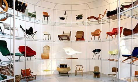 Vitra Design Museum Vitra Museum, Chair Showroom, Vitra Chair, Mini Chair, Vitra Design Museum, Miniature Chair, Vitra Design, Iconic Chairs, Showroom Design