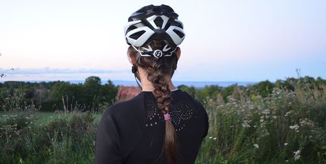 Race-Ready Cycling Hairstyles We Love for Every Hair Length Bike Helmet Hair, Cycling Pictures, Helmet Hair, Mountain Bike Helmets, I Want To Ride My Bicycle, Your Hairstyle, Bike Style, Bike Helmet, Cycling Women