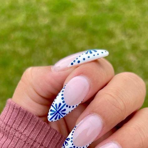 Talavera Nail Art, Talavera Art, Charm Nail, Evil Eye Nails, Mediterranean Tile, Vacation Nails, Cute Nail Art, April 19, Floral Nails