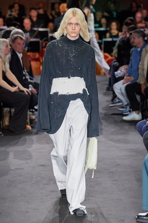 Margiela 2023, Spring 2023 Ready To Wear, 2023 Ready To Wear, Mm6 Maison Margiela, Spring 2023, Fashion Show Collection, High End Fashion, French Fashion, Fashion Company