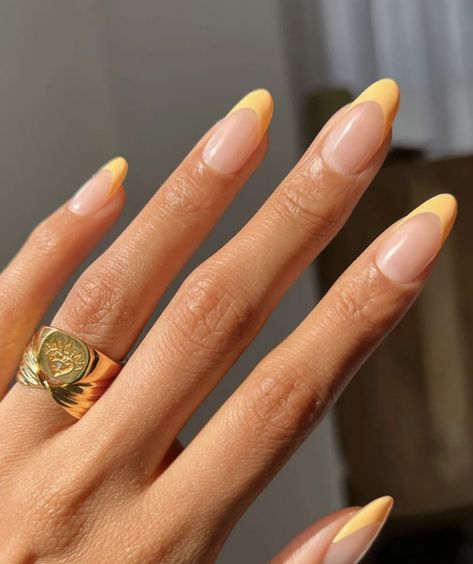 46 of the Best Fall Nail Design Ideas - 2022 June Nails, Sunset Nails, Funky Nail Art, French Tip Nail Designs, Nails Now, Almond Nails Designs, Orange Nails, Funky Nails, Fall Nail Designs