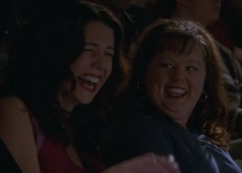 Lorelai And Sookie, Lorelei Gilmore Quotes, Sookie Gilmore, Sookie Gilmore Girls, Gilmore Girls Lorelai, Babette Ate Oatmeal, Lorelei Gilmore, Gilmore Girls Outfits, Team Logan