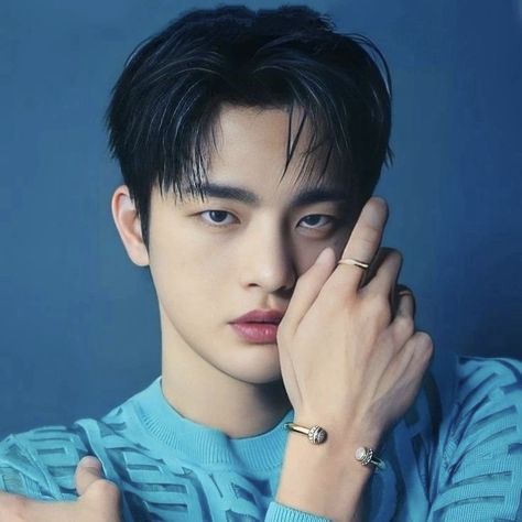 Korea Actor Boys, Korean Photoshoot Men, Seo In Guk Photoshoot, Korean Photoshoot, Seo Inguk, Korean Male Actors, Men Photoshoot, Seo In Guk, Seo Joon