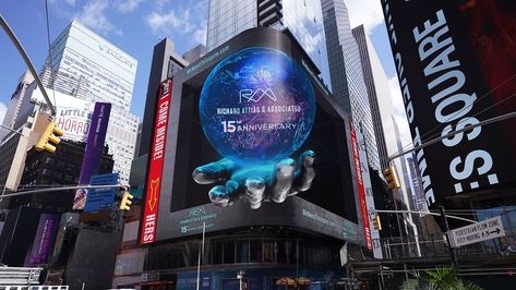 3D Billboards 101 - Anamorphic and Forced Perspective OOH Campaigns Ar Augmented Reality, Halloween Logo, Billboard Advertising, Forced Perspective, Create Awareness, Thinking Outside The Box, Generative Art, Treasure Hunt, Scavenger Hunt