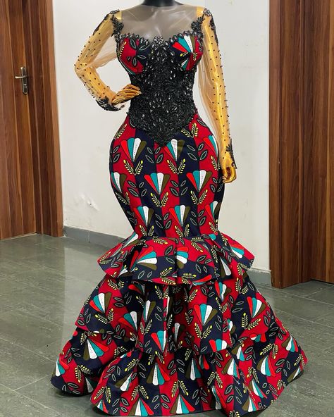 Checkout our latest Asoebi collections, these lovely styles would fit for Every Kind of Body Structure, visit our page for more styles. Elegant Asoebi Styles, Chitenge Designs, Kitenge Dress Designs Unique, Latest Ankara Long Gown Styles, Sarcastic Wallpaper, Latest Ankara Gown Styles, Traditional Gown, Unique Ankara Styles, Ankara Long Gown