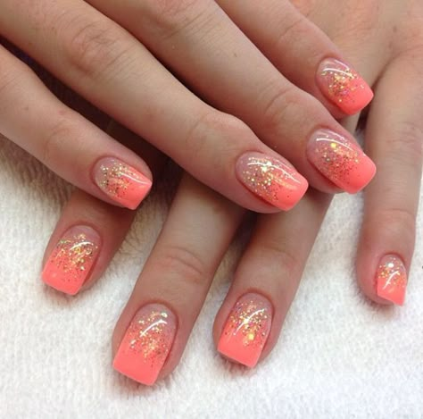 Nails Coral Acrylic Nails, Uñas Color Coral, Coral Nail Art, Coral Nails With Design, Dance Nails, Shellac Nail Colors, Unghie Sfumate, Coral Nails, Nail Art Designs Summer