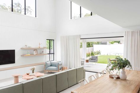 A truly insta-worthy new holiday house in Gerringong - The Interiors Addict Painted Bedroom Doors, Federation Home, Beach Interior Design, Oak House, Three Birds Renovations, Beach Interior, Three Birds, House Interior Decor, Open Plan Living