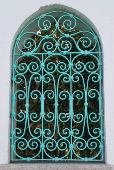 Iron Grill Colour Ideas, Grill Door Colour Ideas, Window Grill Color Ideas, Grill Colour Ideas, Iron Gate Colour Ideas, Window Grill Colour, Wrought Iron Window Grill, Art Deco Home Design, Wash Walls