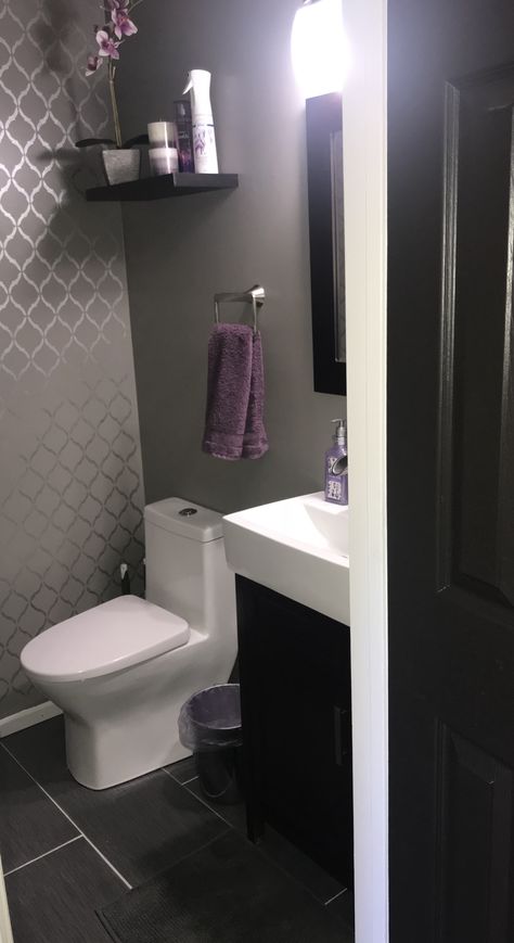 Marble Bathroom Shower Tile, Behr Elephant Skin, Purple Accent Wall Bedroom, Gray And Purple Bathroom, Purple Accent Wall, Powder Room Paint, Green Bathroom Ideas, Lavender Bathroom, Purple Bathroom Decor